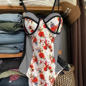 💥NWT💥 Cupshe One Piece Swimsuit